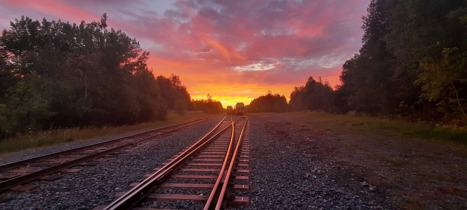 Chemin De Fer Aube Du 28 Août 2021 5H58 (Vue Rr1)