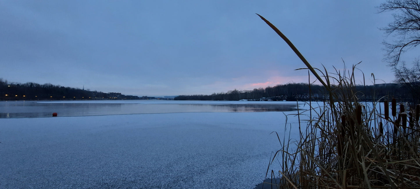 Aube 2021-11-30 6:54 Lac Des Nations À Sherbrooke (Vue Q1)