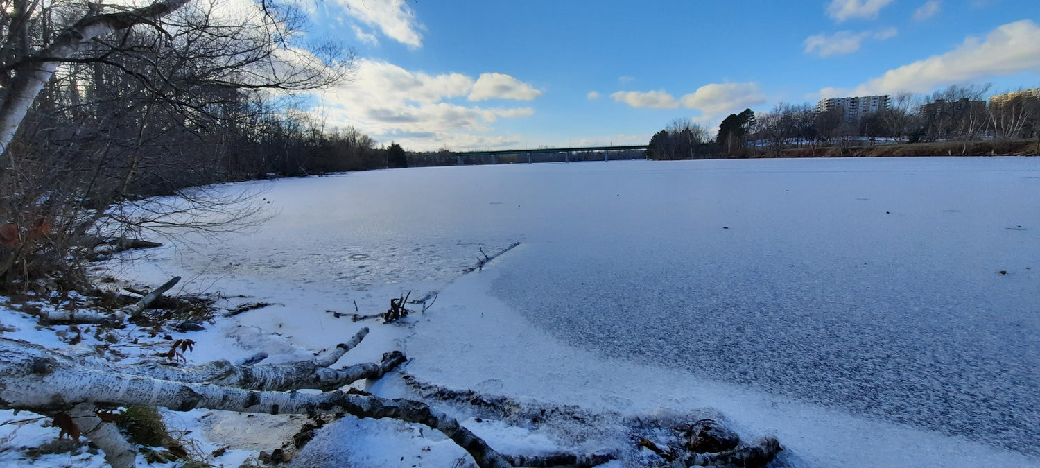 Coucher De Soleil Du 5 Décembre 2021 Sur La Rivière Magog (Vue 1)