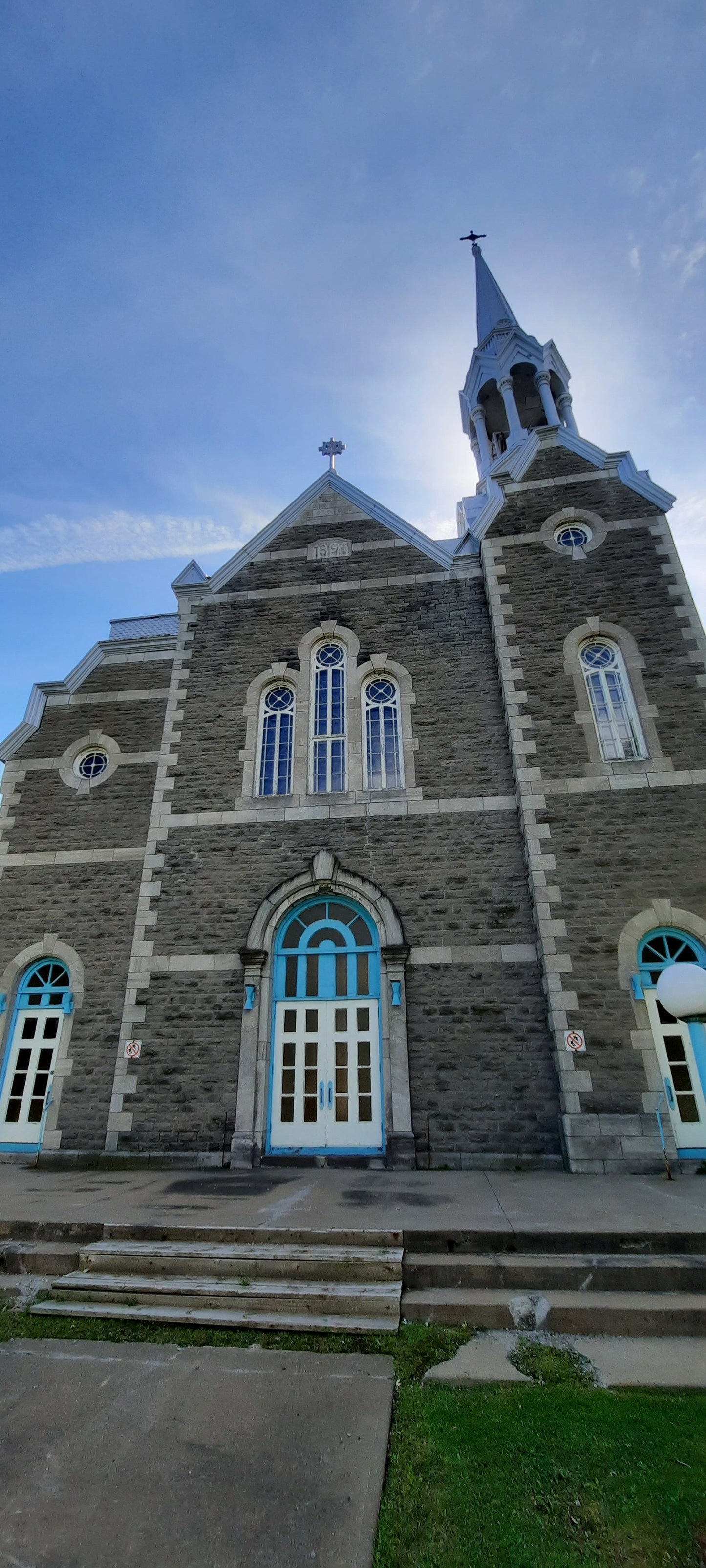 Eglise De La Paroisse St-Jean L’evangéliste À Thurso