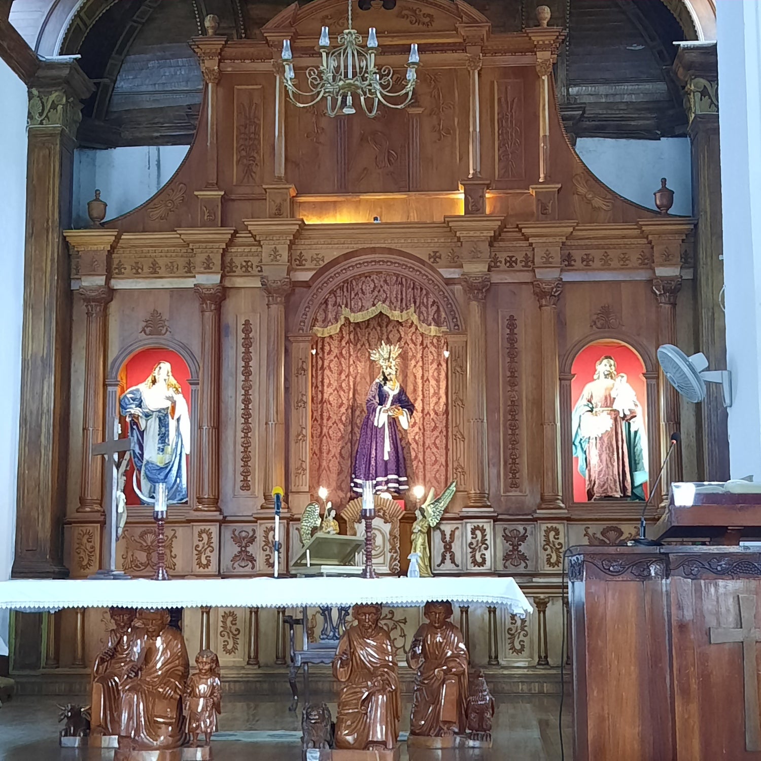 Iglesia Dulce Nombre De Jesús El Calvario