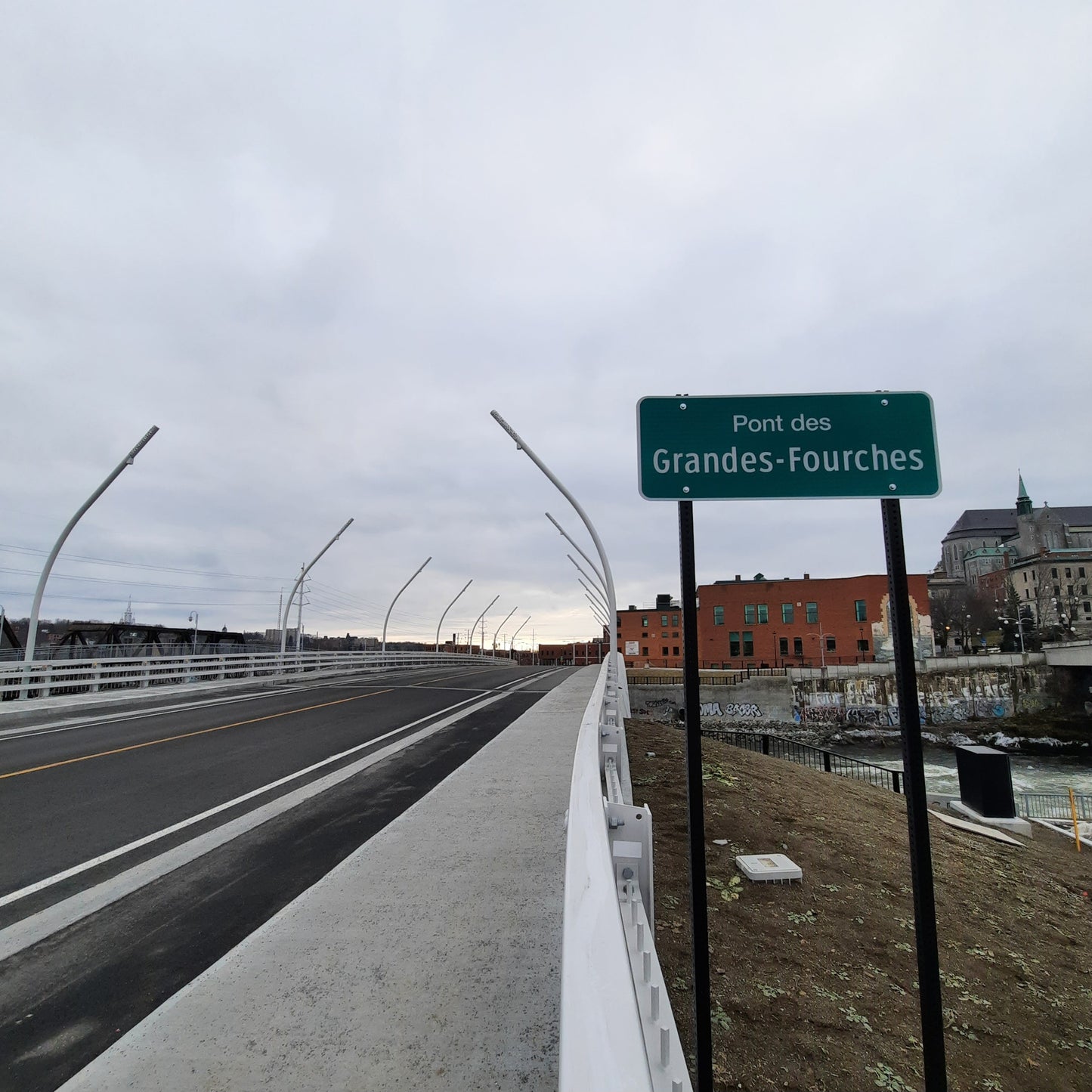 Le Pont Des Grandes-Fourches